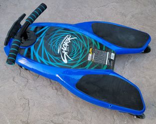 GOMO Spinner Shark Kids’ Drifting Kneeboard!