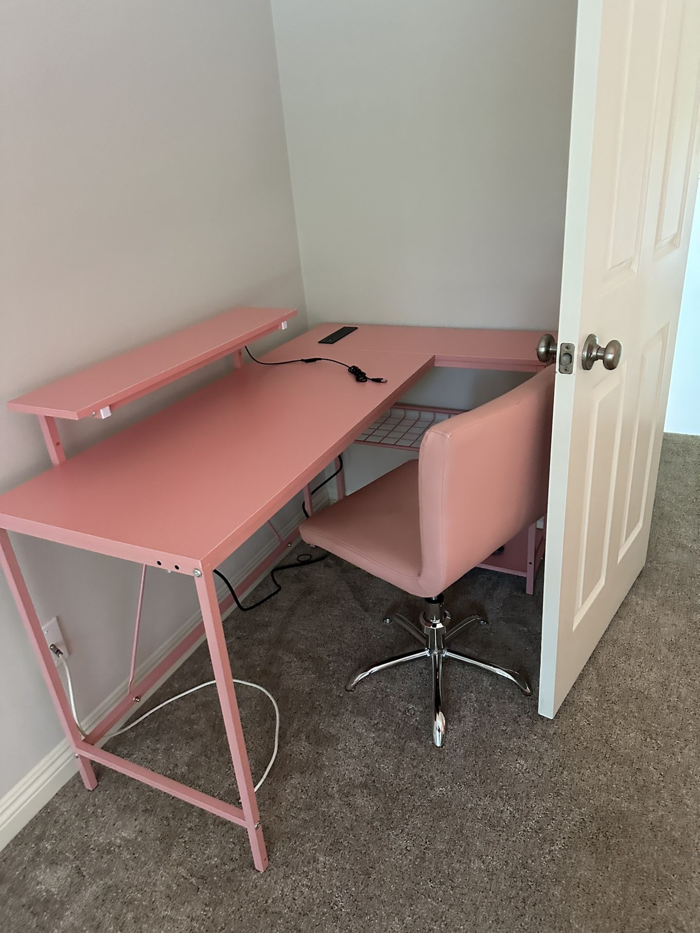 Desk For A Girl