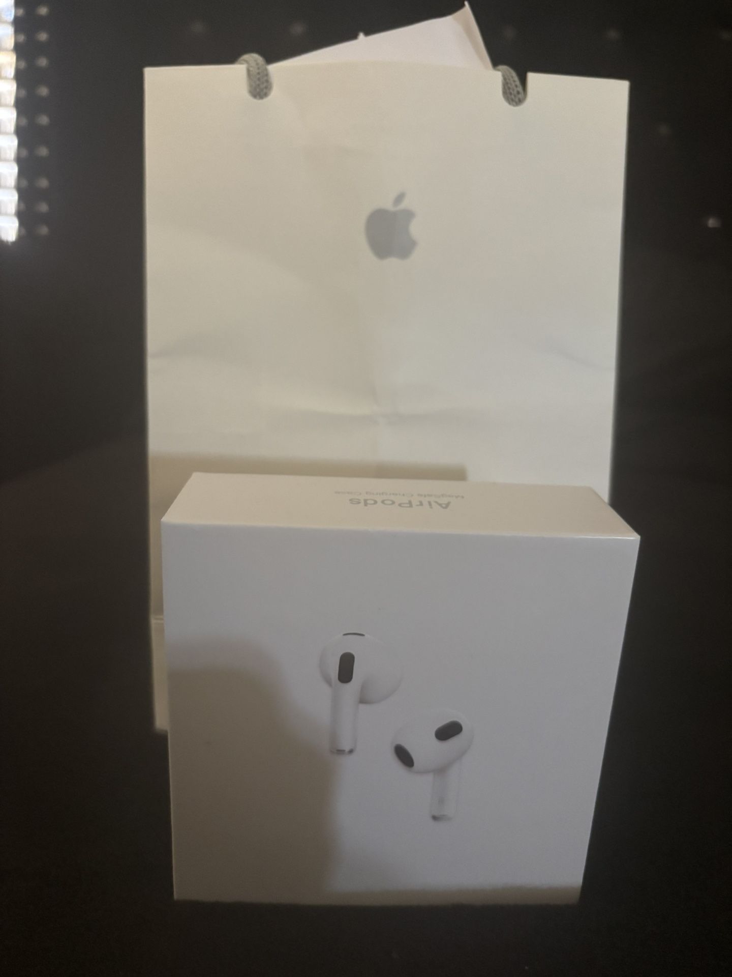 Airpods 