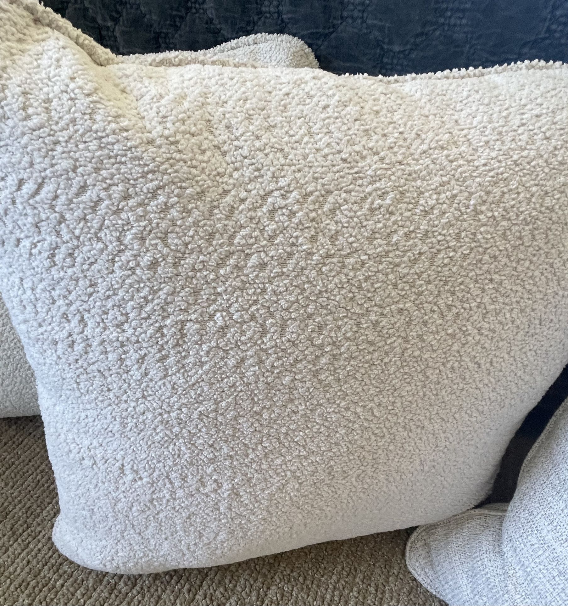 Decorative pillows - set of 6