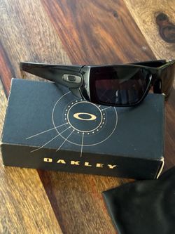 Oakley sunglasses