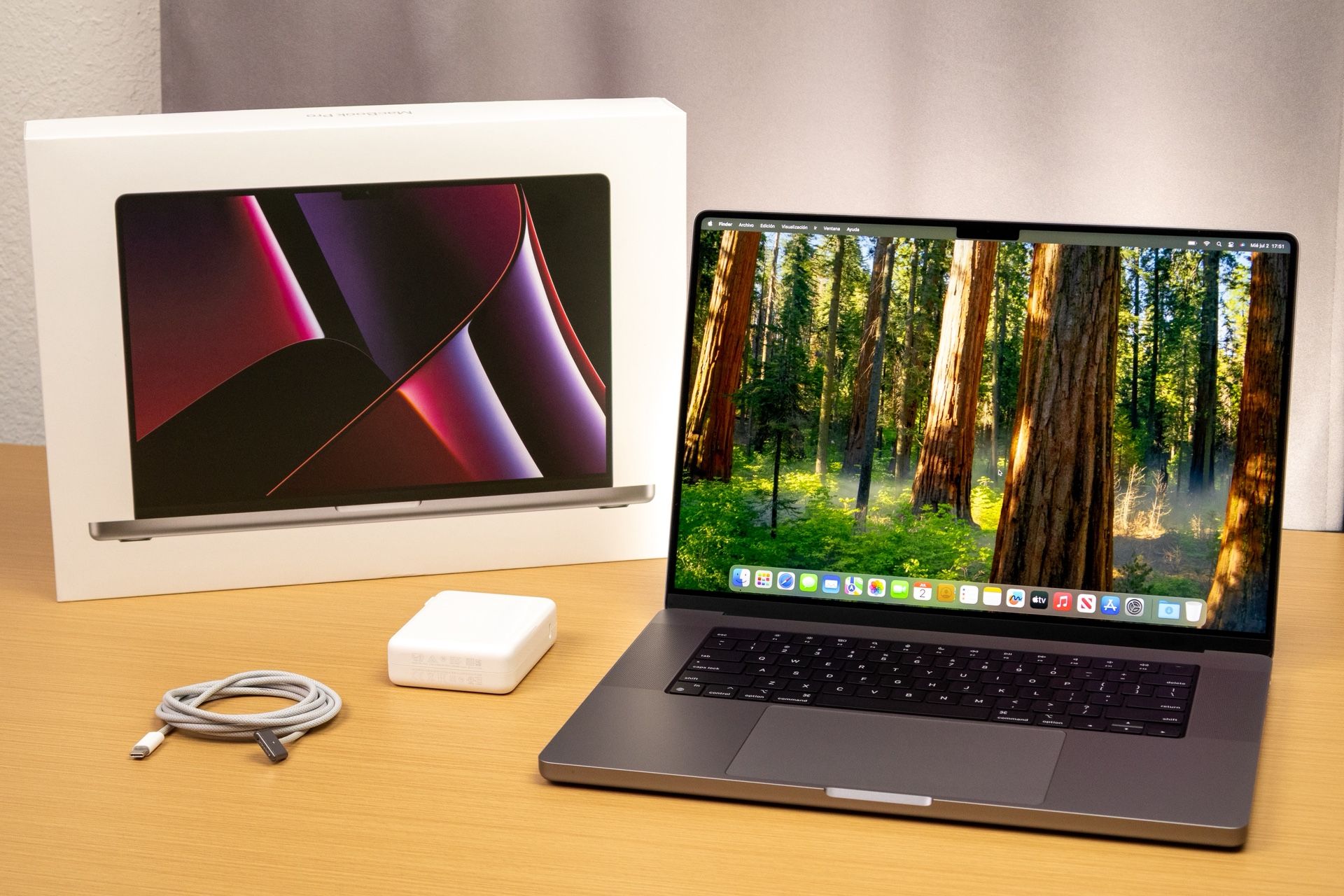 MacBook Pro 16” M2 Pro