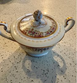 Porcelain Sugar Bowl with Lid