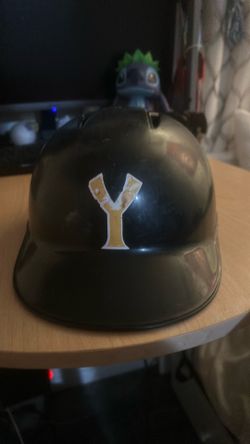 Base Coach Helmet