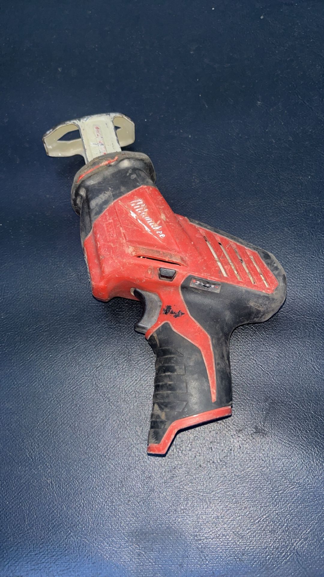 Milwaukee M12 Hacksaw