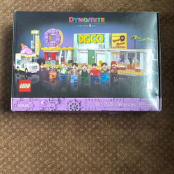 BTS Dynamite lego set