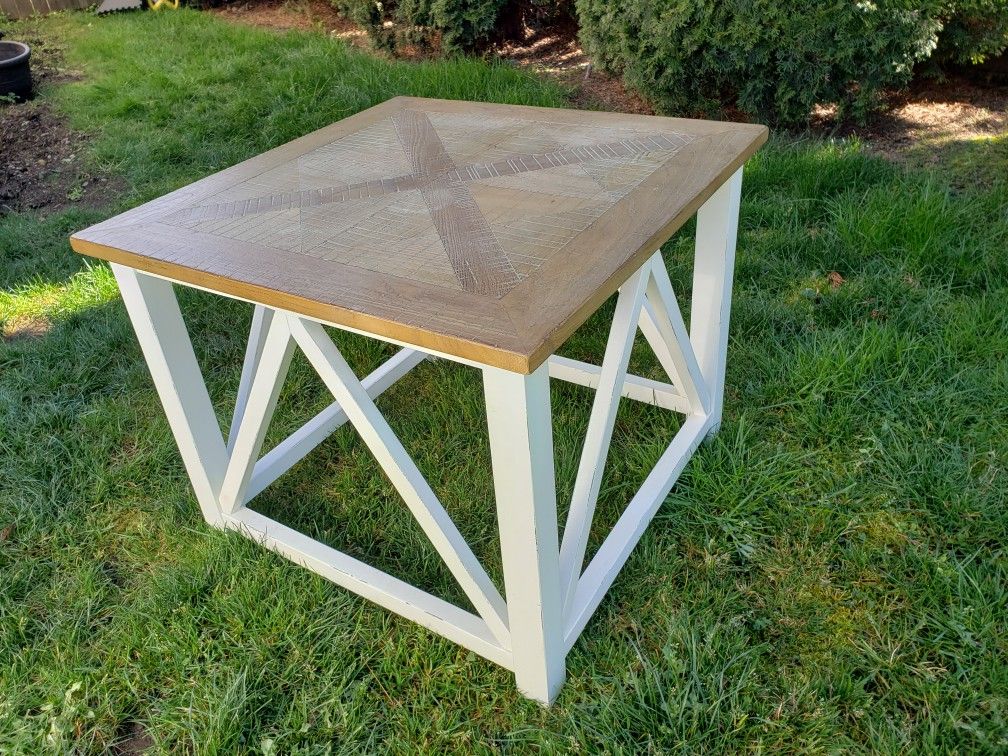 Coffee table by Ashley furniture