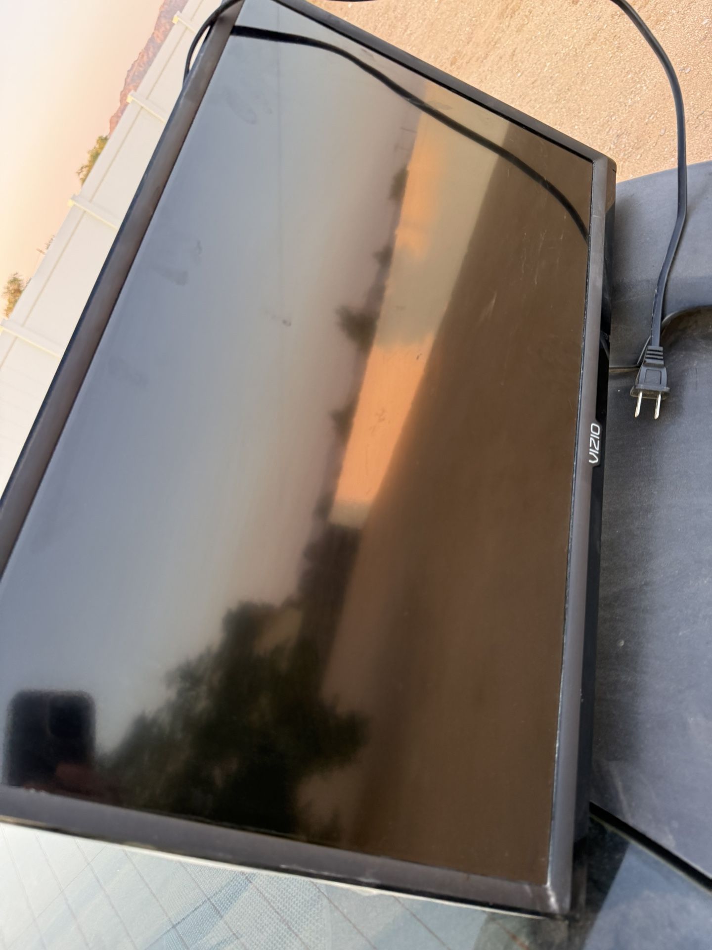 Rv Tv Smart 24 In