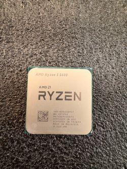 Ryzen 5 5600 6-Core 12-Thread CPU (AM4)