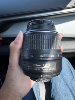 Nikon DX Af-S Nikkor 18-55mm f3.5-5.6 lens