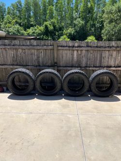 Qty (4) RIDGE GRAPPLER NITTO LT295/60R 20