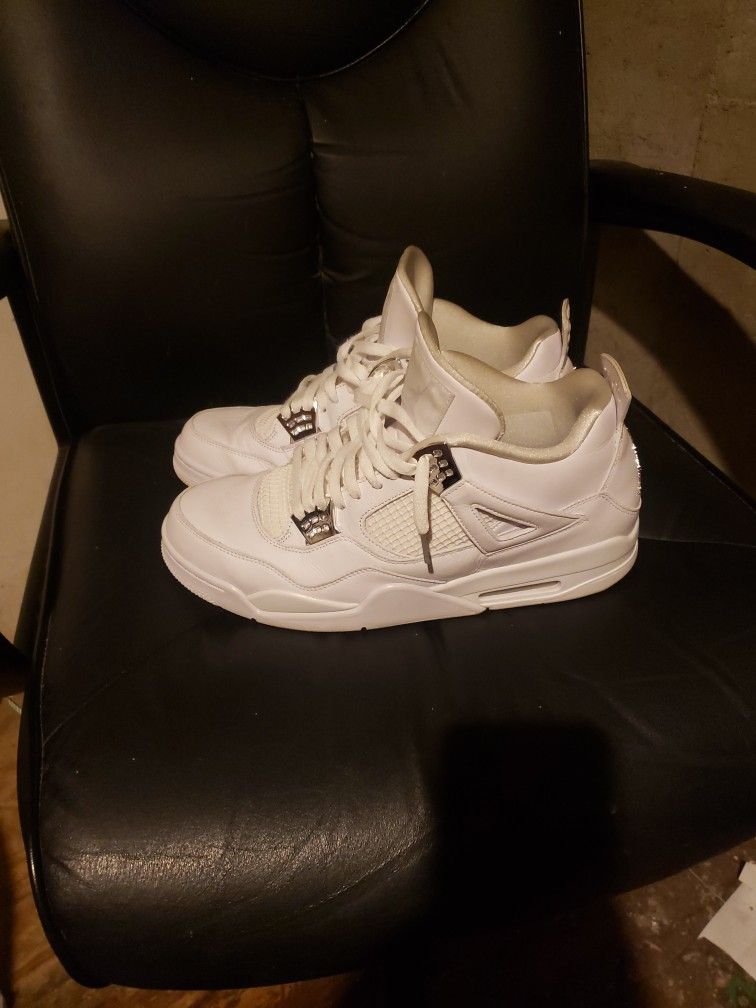 Jordan 4 Pure Money