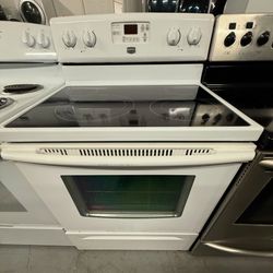 Maytag Stove ( Cocina Estufa)