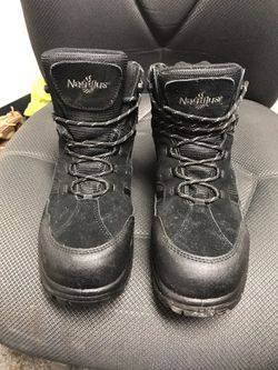 Work boots steel toe. Brand new 11.5 but fits 11 too.