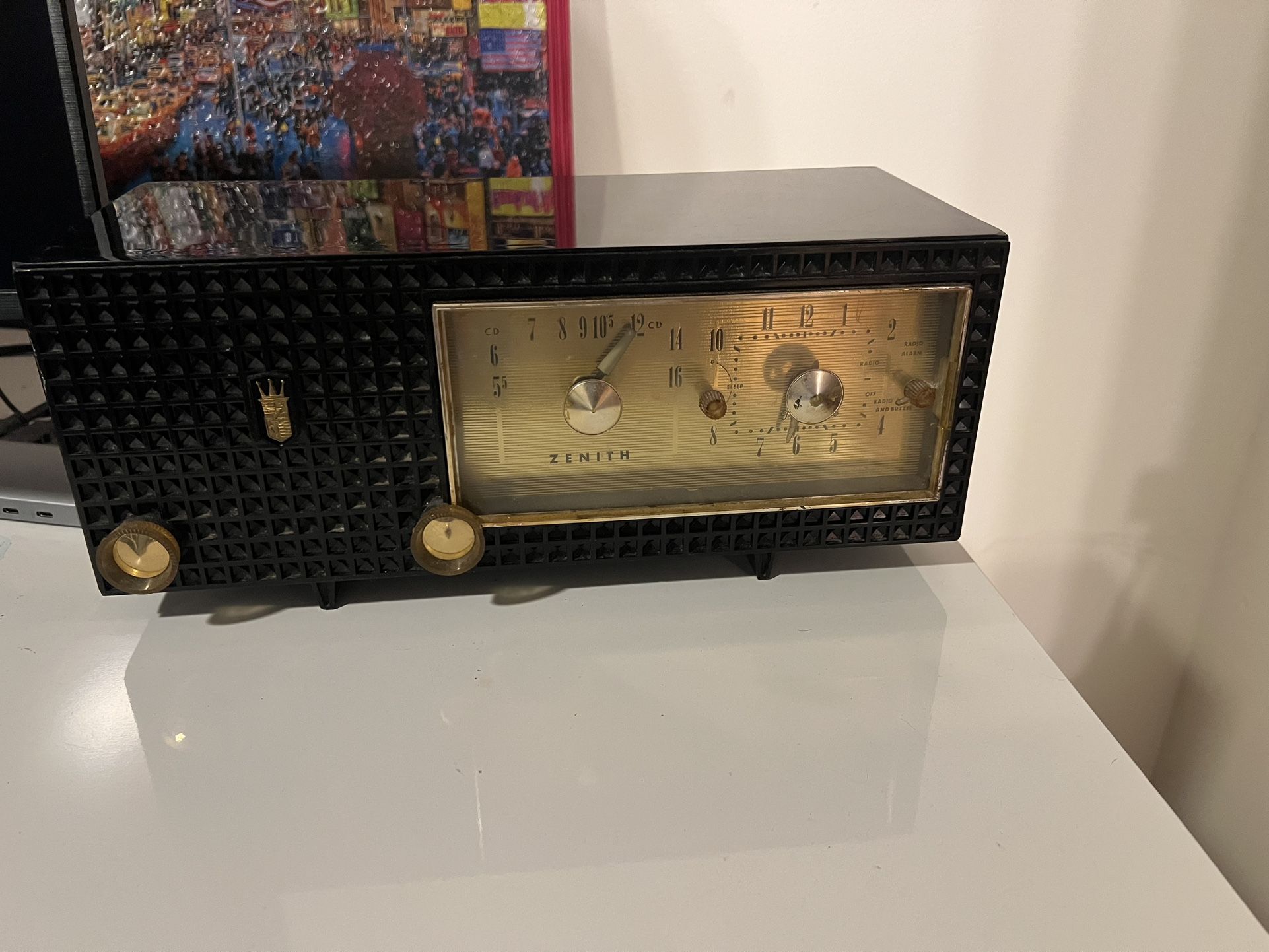 Vintage Black Zenith Radio