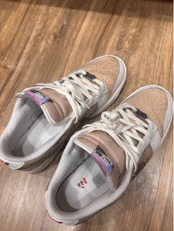 Nike SBS SIZE 10.5 MEN