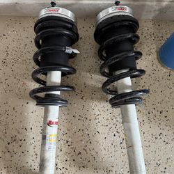 GMC 1500 Factory Struts With Spacer