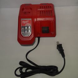 Milwaukee M18 M12 Charger