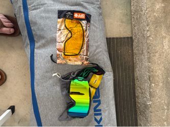 Smith ‘Squad’ snow goggles w/ alt lense