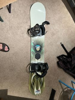 Burton Baron 162cm Snowboard with Burton Mission Bindings