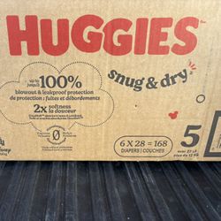 Huggies Snug Dry Size 5 Diapers Pañales 