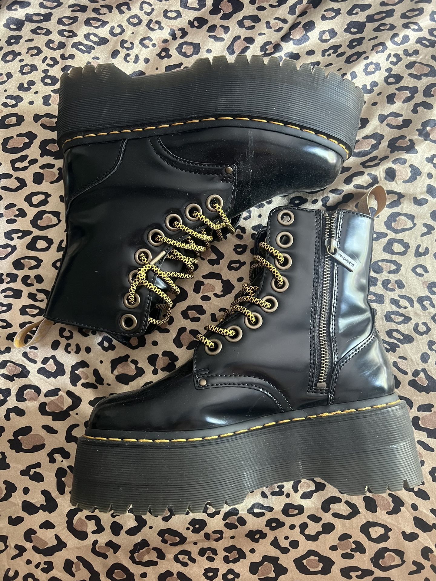 Women’s Doc Martens