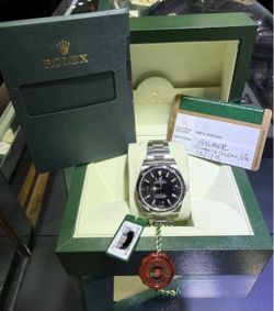 Rolex Explorer 214270 Complete