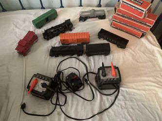 Lionell Trains And Accessories