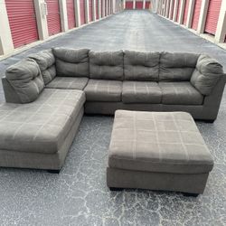 Super Comfy Nice Gray Sectionals Couch With Ottum 🔥🔥