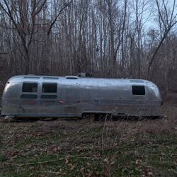 1974  Land Yacht  Airstream