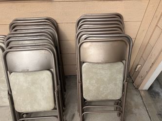 Foldable chairs and tables BEST OFFER NOT FREE