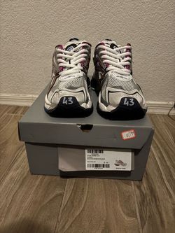 Balenciaga runners
