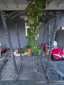 Used REP Fitness Squat Rack w/ Pull Up Bars