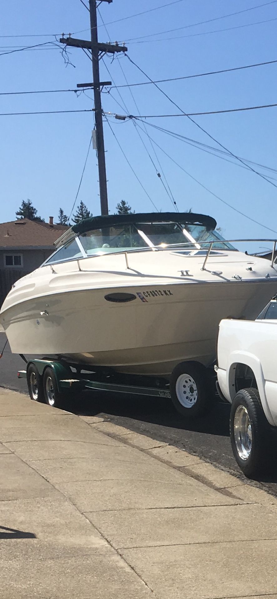 1999 21.5 Sea Ray Express Cruiser