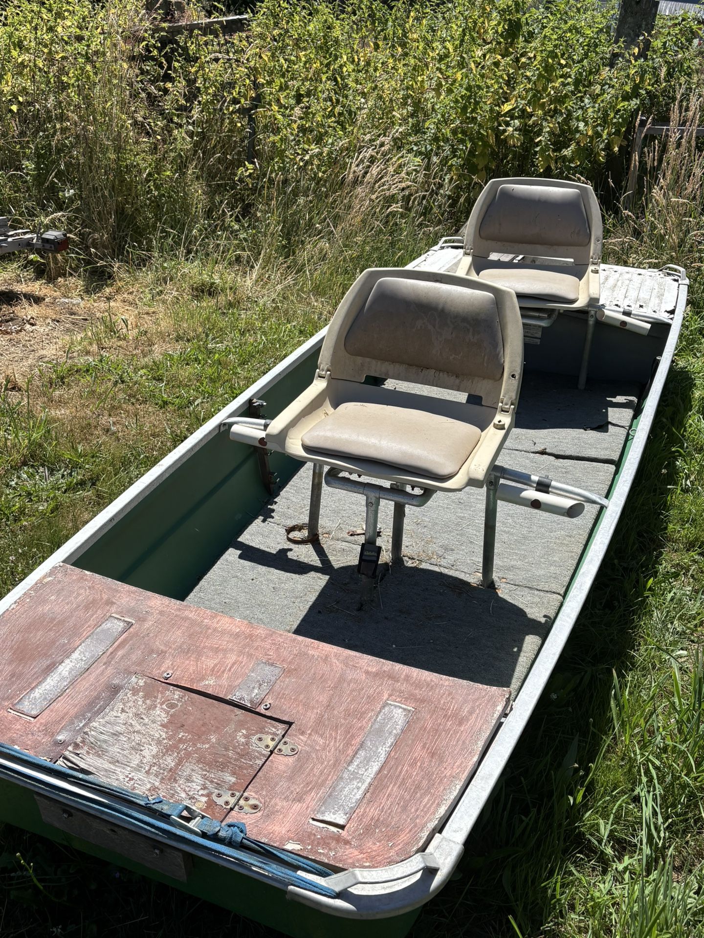 12 Foot Coleman Crawdad Boat With Trailer