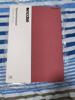 Incase Textured Hardshell Case NanoSuede for MacBook Pro 15" Thunderbolt -Pink