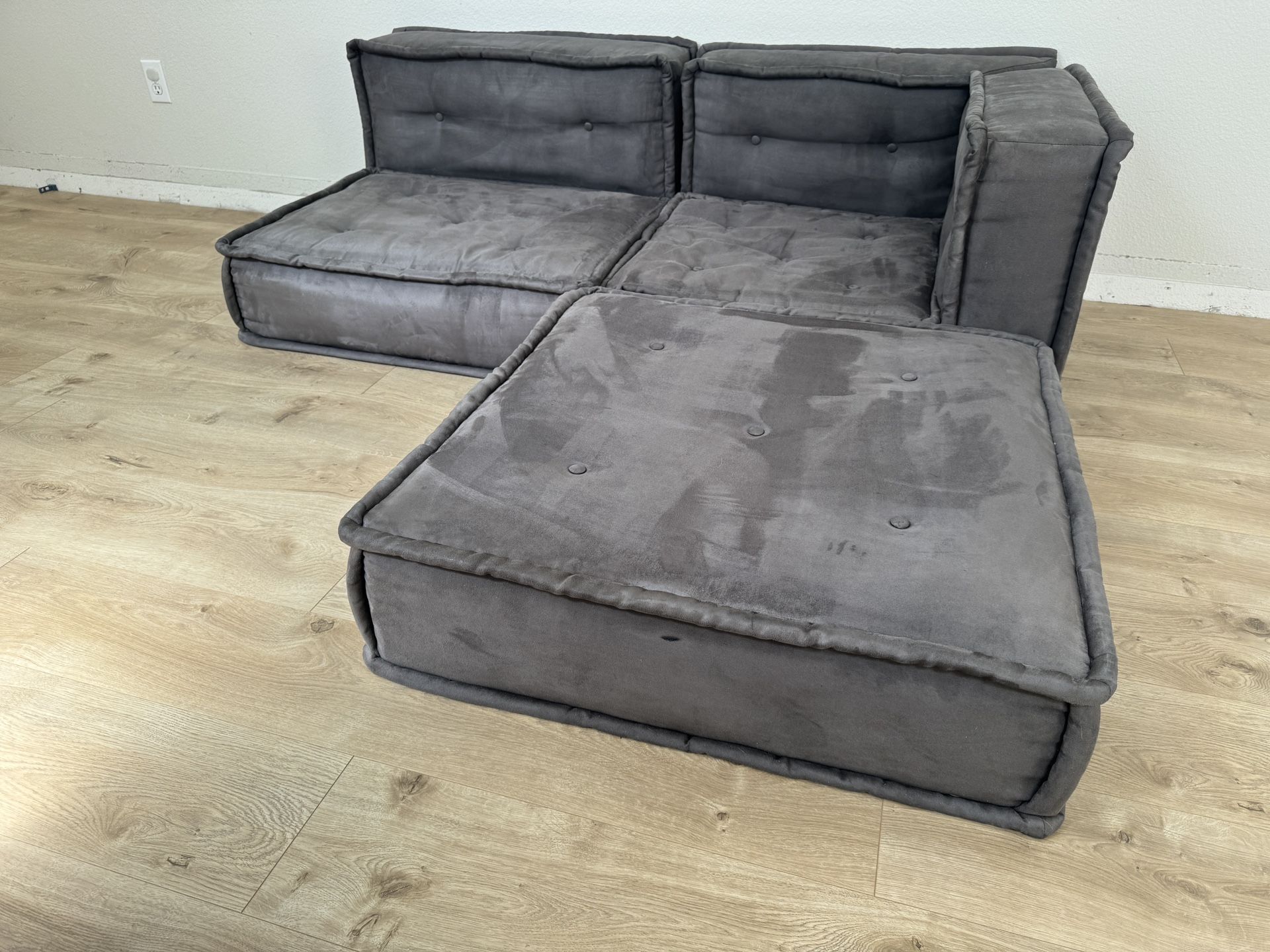Pottery Barn Teen Couch In Grey