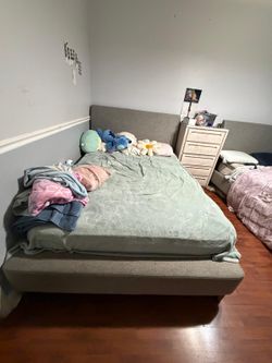 Bed with head board and drawer dresser