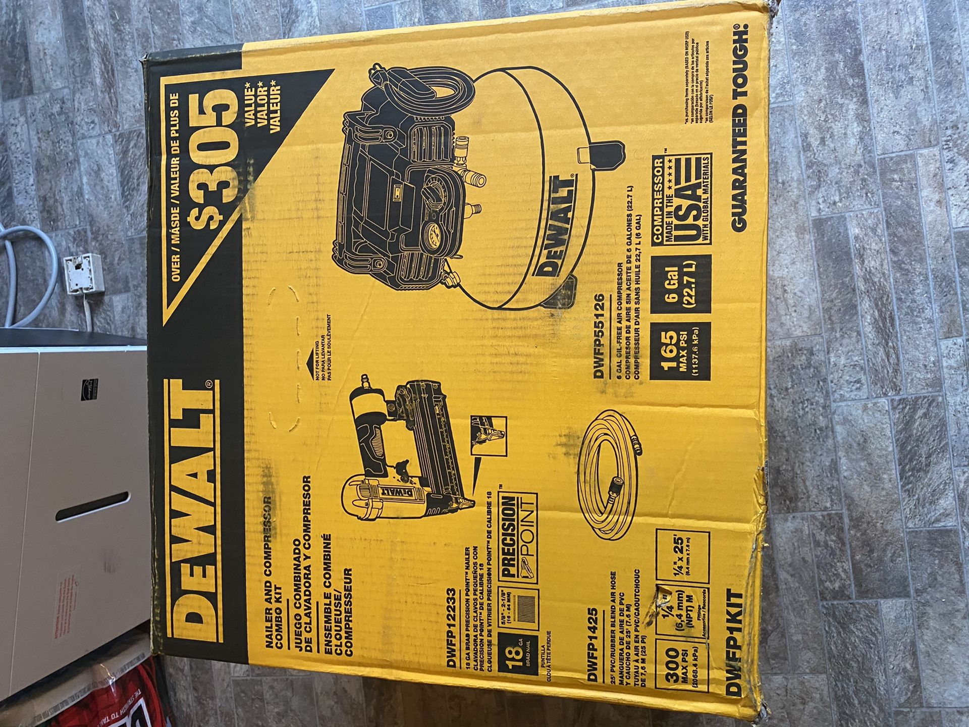 Dewalt compressor and nail gun combo kit