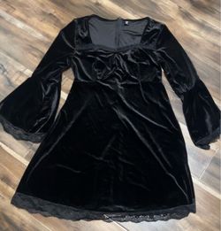 Black dress-Perfect for Halloween 0XL