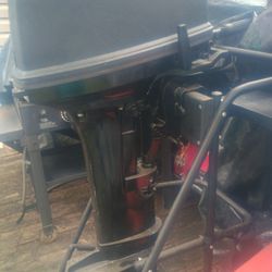Nissan 9.9 2 Stroke Boat Motor With Stand And Gas Can Yes It Works 