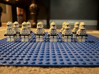 Lego star wars 2007 p1 clones(11 each)