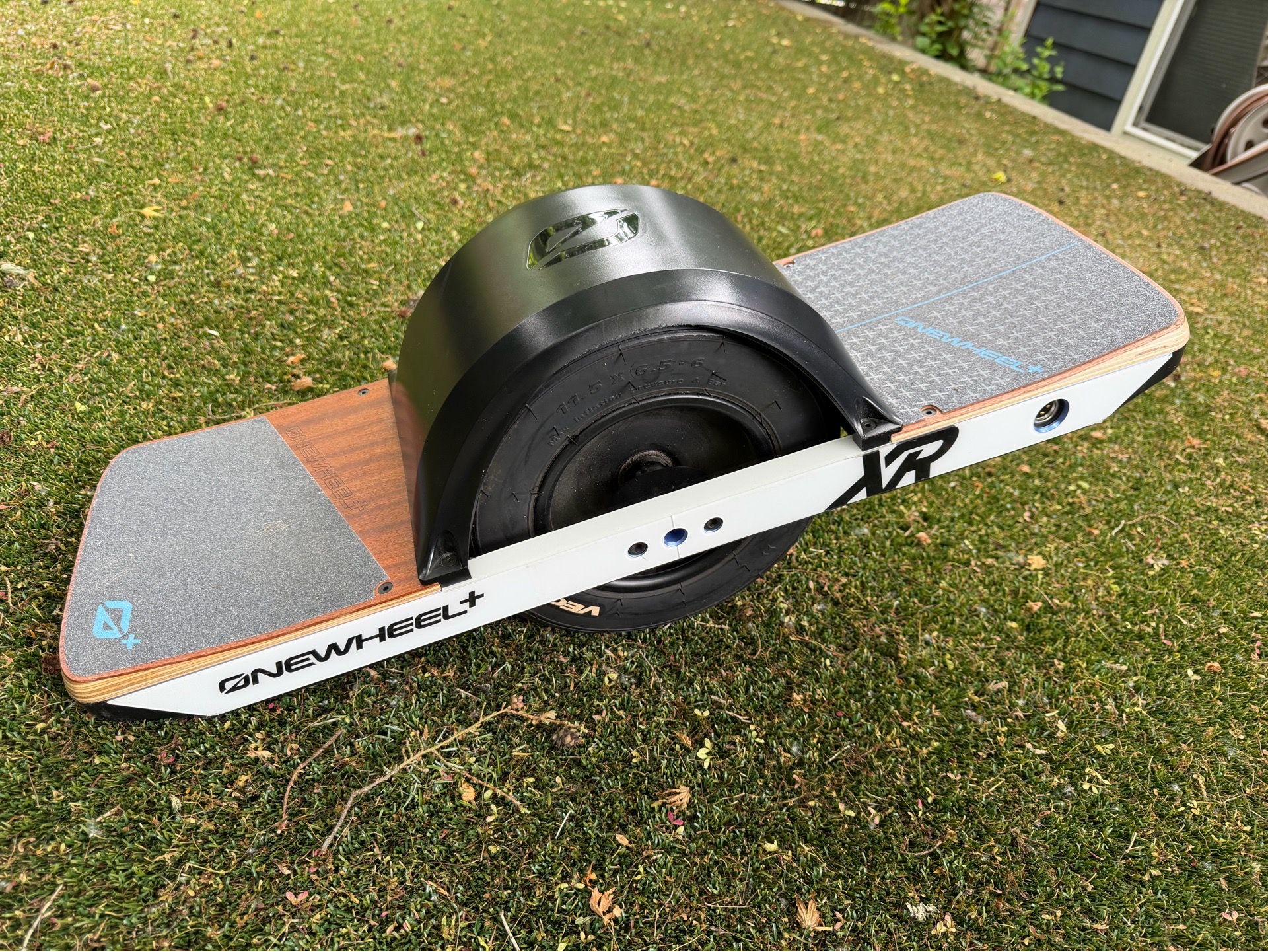 Onewheel+ XR