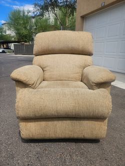 FLEX STEEL ROCKER RECLINER CHAIR