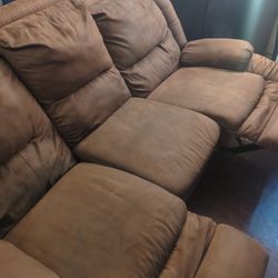Reclining Couch 