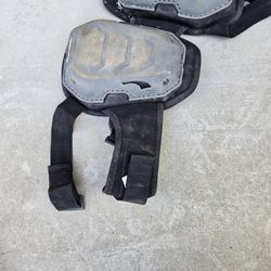 Husky Knee Pads