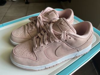 Nike Dunk Low PRM Size 8