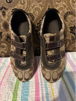 Coach Shoes size 9