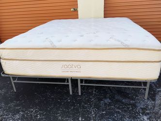 New queen naturepedic  mattress Organic