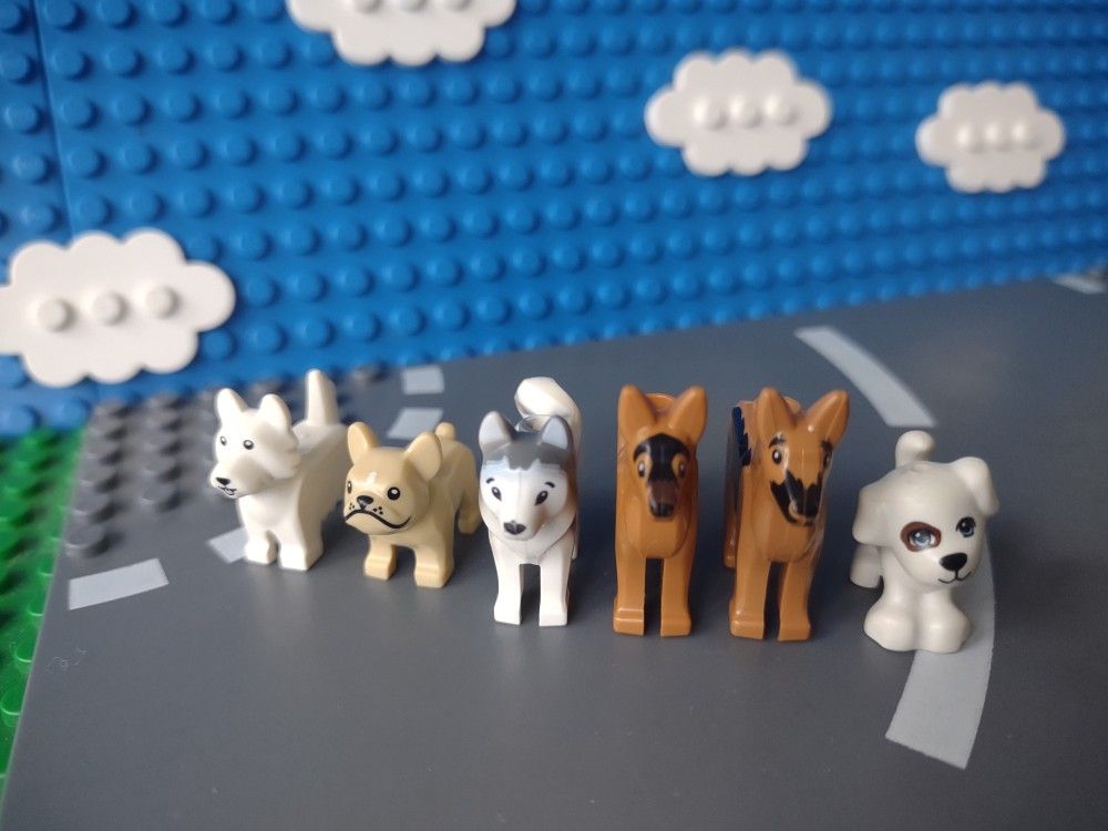 Lego Minifigures Dog Variety Pack Lot